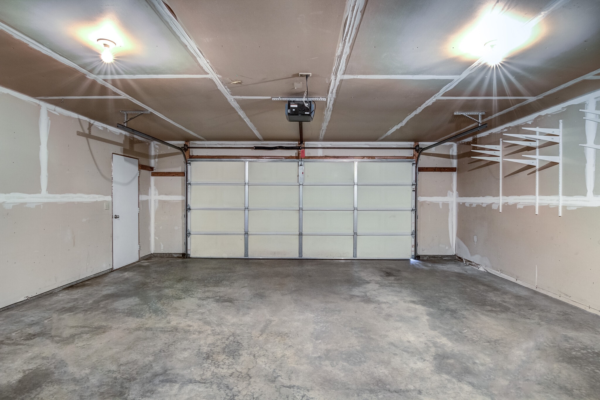 Building Photo - 13201 39th Ave N