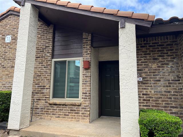 Building Photo - 14151 Montfort Dr