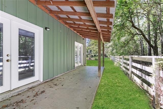Building Photo - 25920 Browns Ln