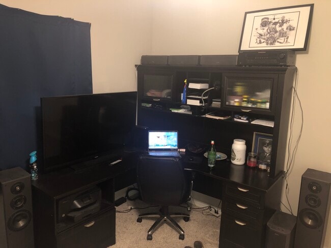 Building Photo - 7901 Williams Dr