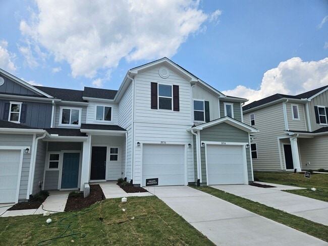 Building Photo - New Construction! Stunning 3Br 2.5Ba in Ri...