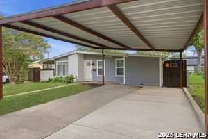Building Photo - 418 Nassau Dr