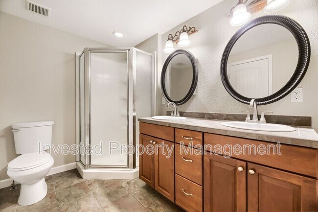 Building Photo - 2880 W Long Cir