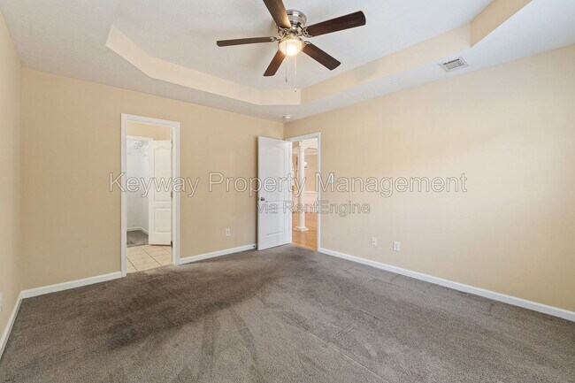 Building Photo - 815 Whispering Willow Ct
