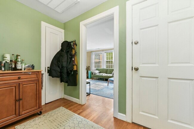 Building Photo - 38 Nathan Rd