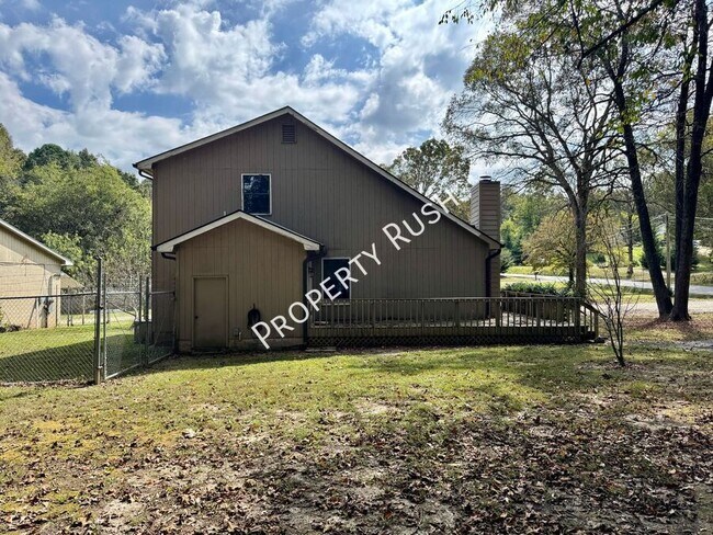 Building Photo - 6018 Champion Rd