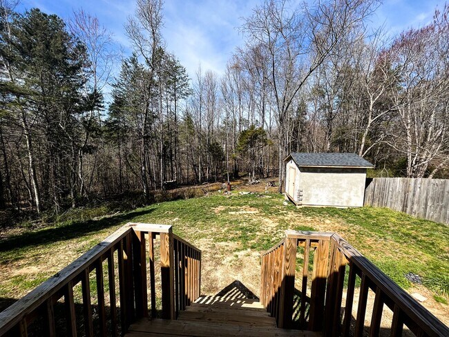 Building Photo - 3225 Ridgewood Pl Dr