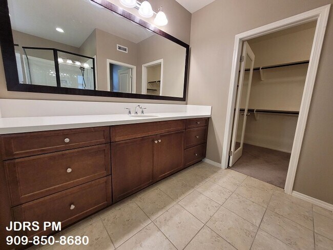 Building Photo - Chino 4 Bedroom Home