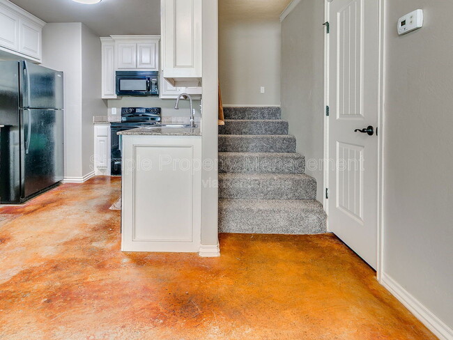 Building Photo - 14991 1st St