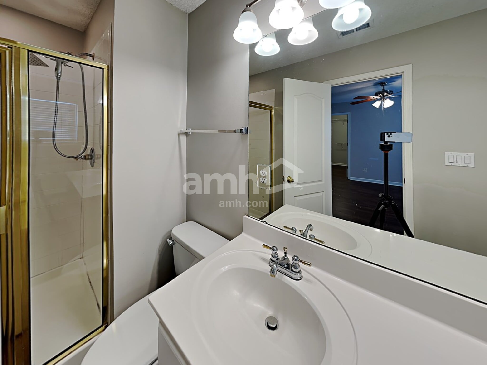 Building Photo - 6902 Brachnell View Dr