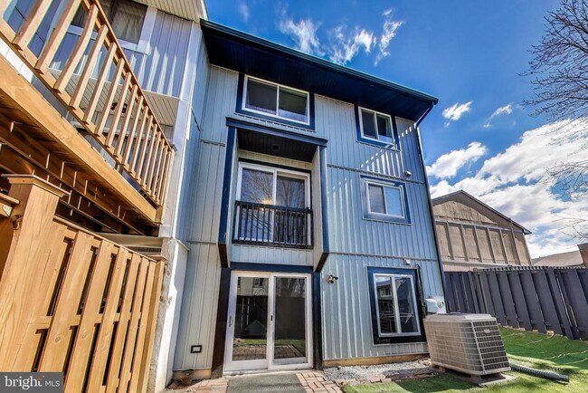 Building Photo - 18509 Owl Run Way