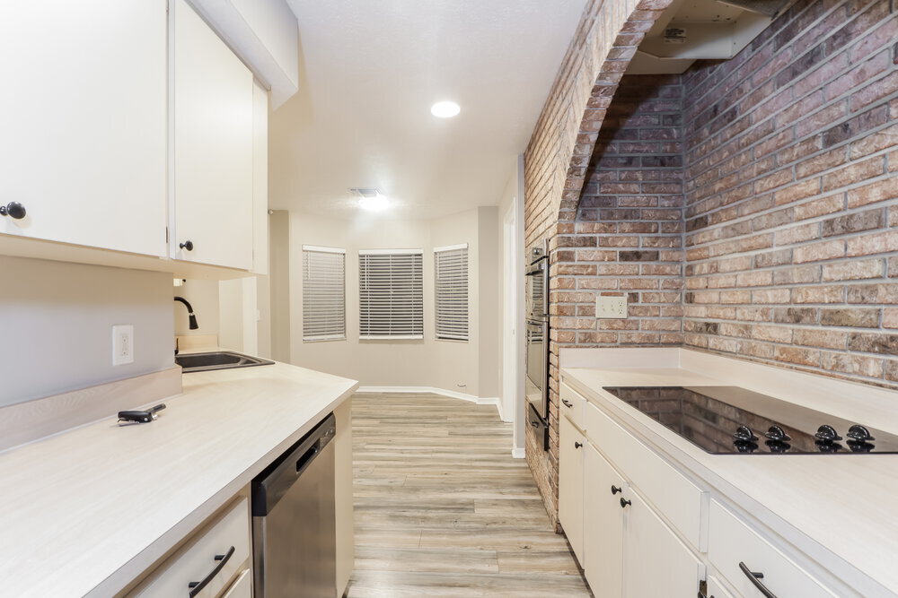 Building Photo - 10314 Ashley Oaks Dr