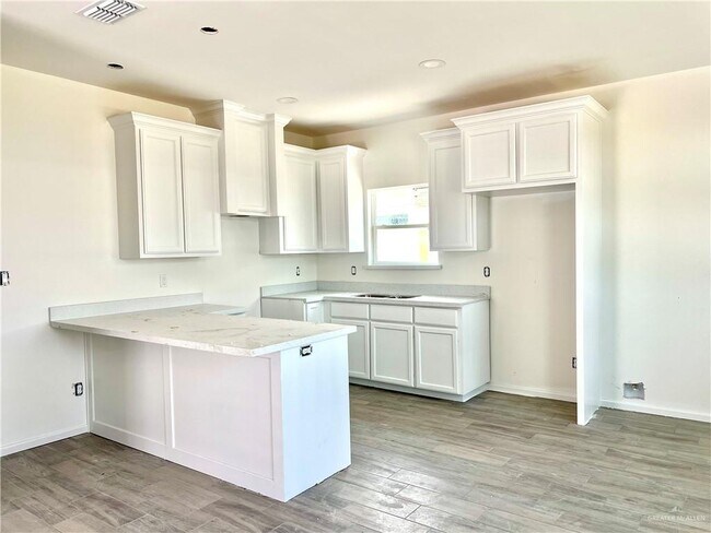 Building Photo - 1817 Monaco Dr