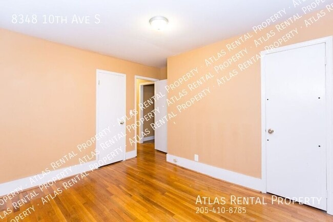 Building Photo - 8348 10th Ave S
