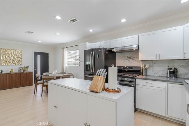 Building Photo - 12300 Stagg St