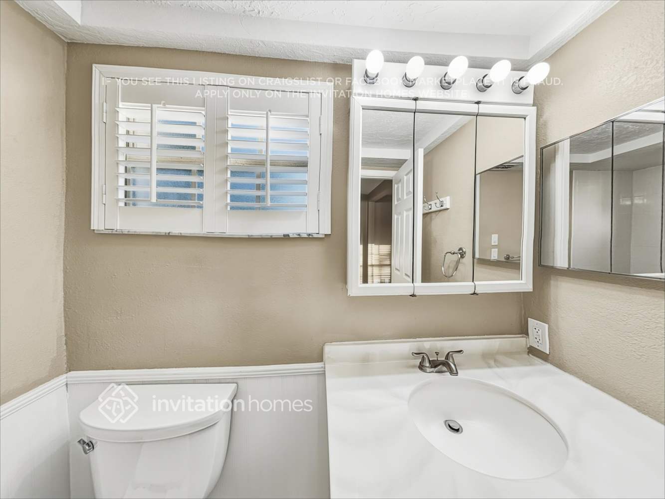 Building Photo - 12206 Meadowbrook Ln