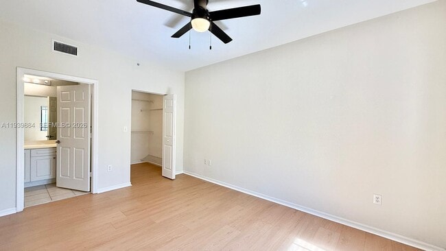 Building Photo - 2807 Veronia Dr