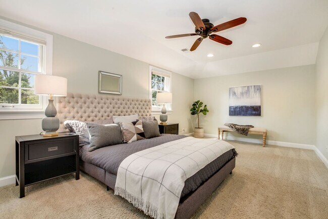 Building Photo - Chevy Chase Home