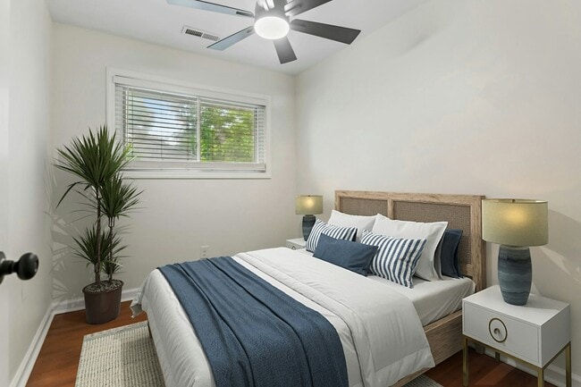 Building Photo - 12 Grove St