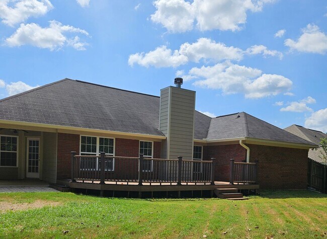Building Photo - 402 Lee Rd 2138