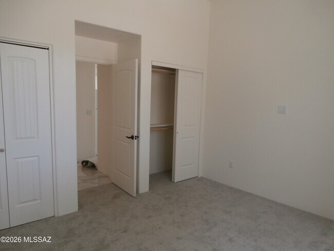 Building Photo - 348 S Paseo Tierra