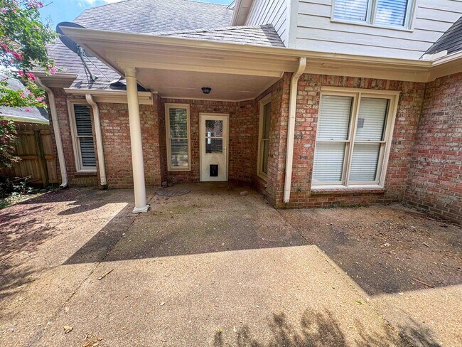 Building Photo - 454 Bowling Brooke Dr