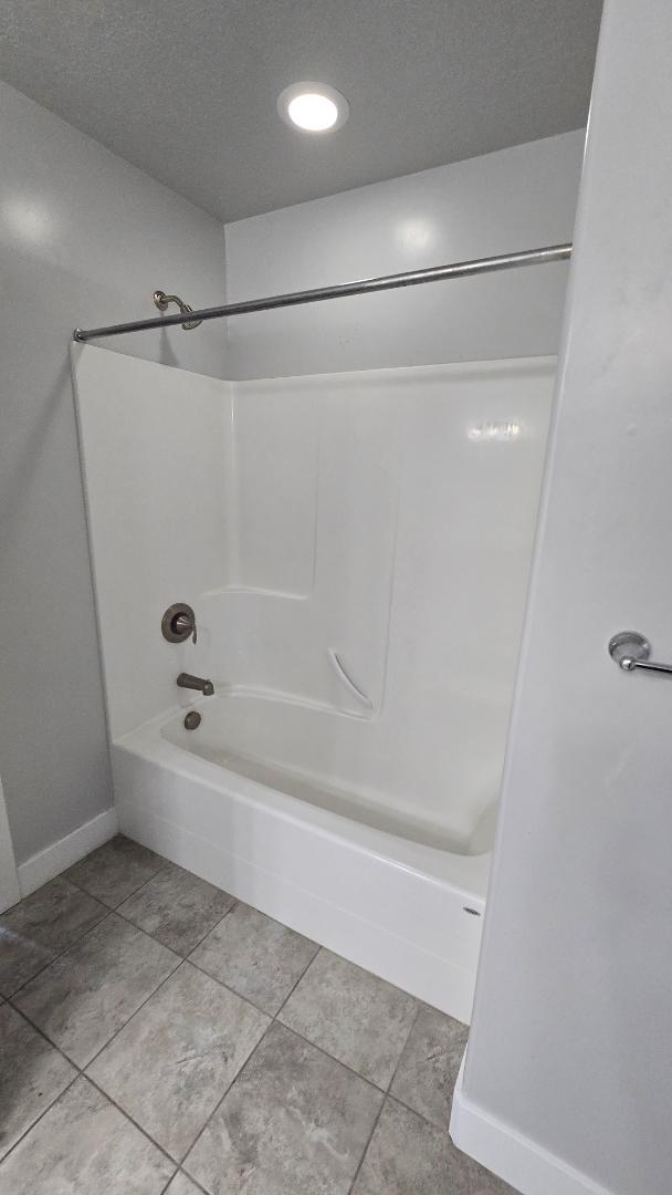 Building Photo - 4933 W Pillar Dr