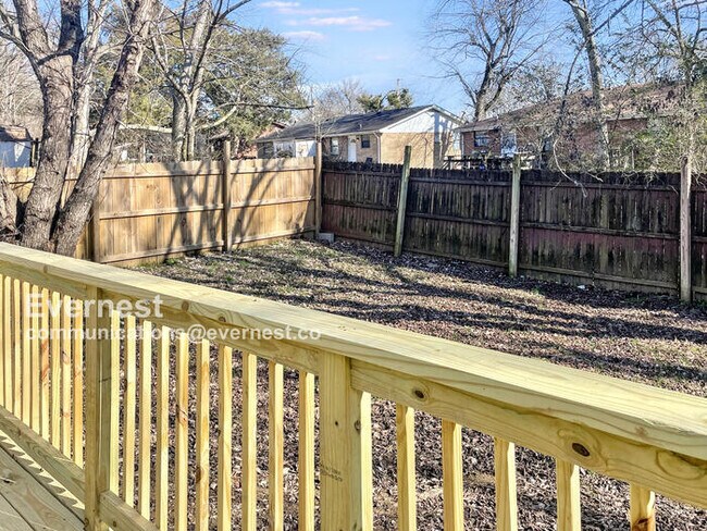 Building Photo - 4280 Valley Grove Dr