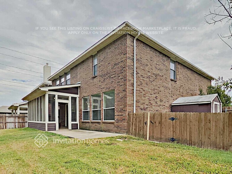 Building Photo - 3905 Ringdove Way
