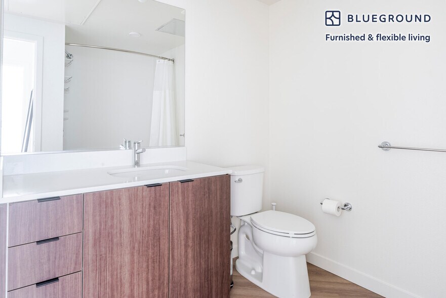 Building Photo - 100 Callan Ave