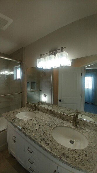 Bathroom - 126 Cowell St