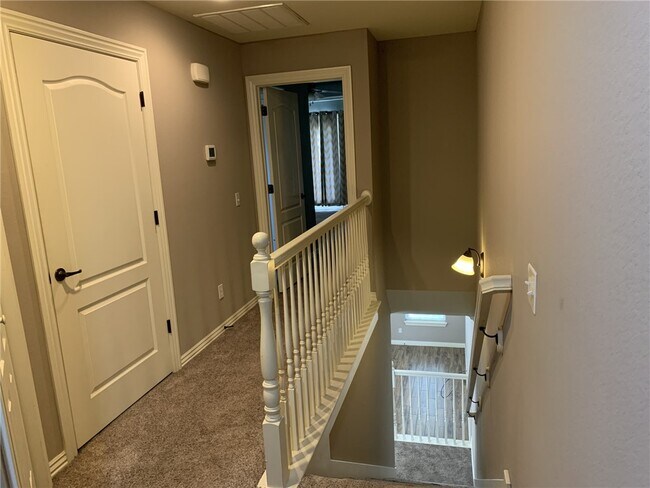 Building Photo - 4156 W Bradstreet Ln