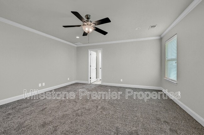 Building Photo - 3418 Ballam St