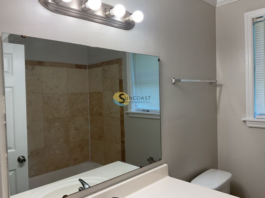 Building Photo - 3721 Colebrooke Dr