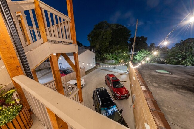 Building Photo - 3233A Morgan Ford Rd