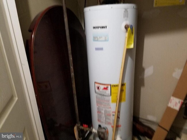 Building Photo - 21227 Delevan Way