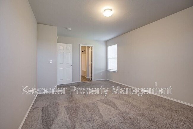 Building Photo - 209 SE 4th St