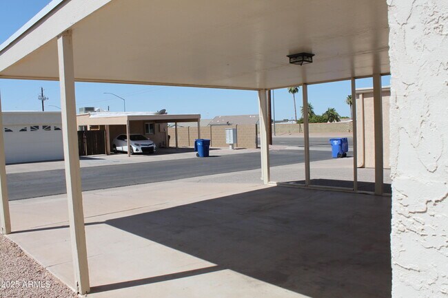 Building Photo - 2229 N Recker Rd