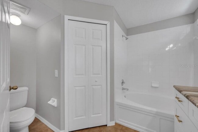 Building Photo - 4729 White Bay Cir