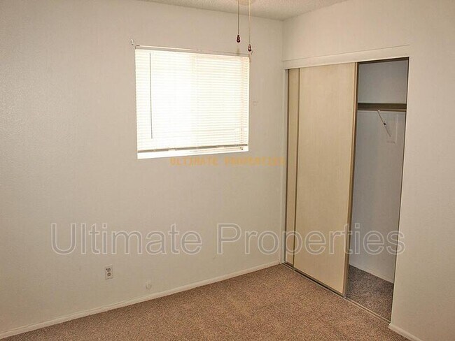 Building Photo - 4126 W Colter St