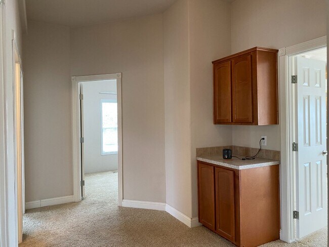 Building Photo - Solar Bonus in Dallesport, WA