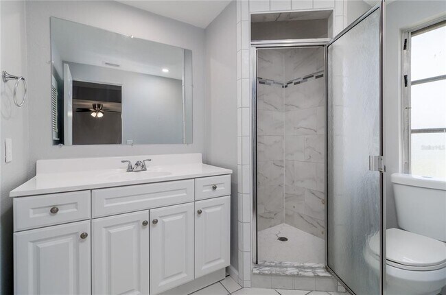 Building Photo - 269 E Tarpon Blvd NW