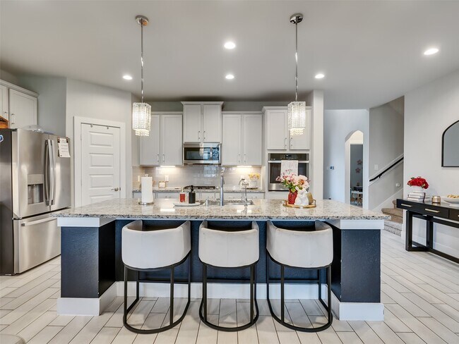 Building Photo - 251 Upland Dr