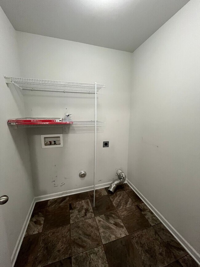 Building Photo - 751 Stradleigh Ct