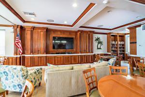 Building Photo - 2800 N Ocean Dr