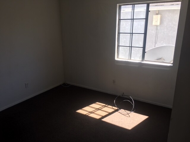 Building Photo - 5701 Klump Ave