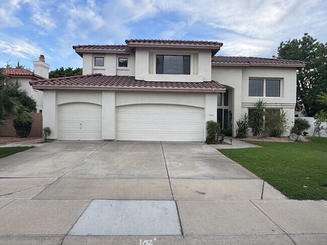 Building Photo - Marshall Ranch - Solar - Pool W/service included