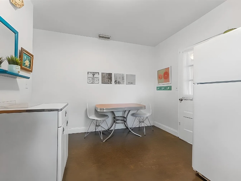 Building Photo - 1604 58th St S