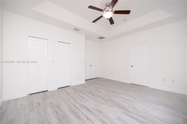 Building Photo - 2532 SE 15th Ct