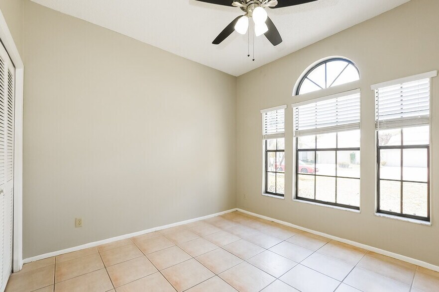 Building Photo - 797 Minerva Ln